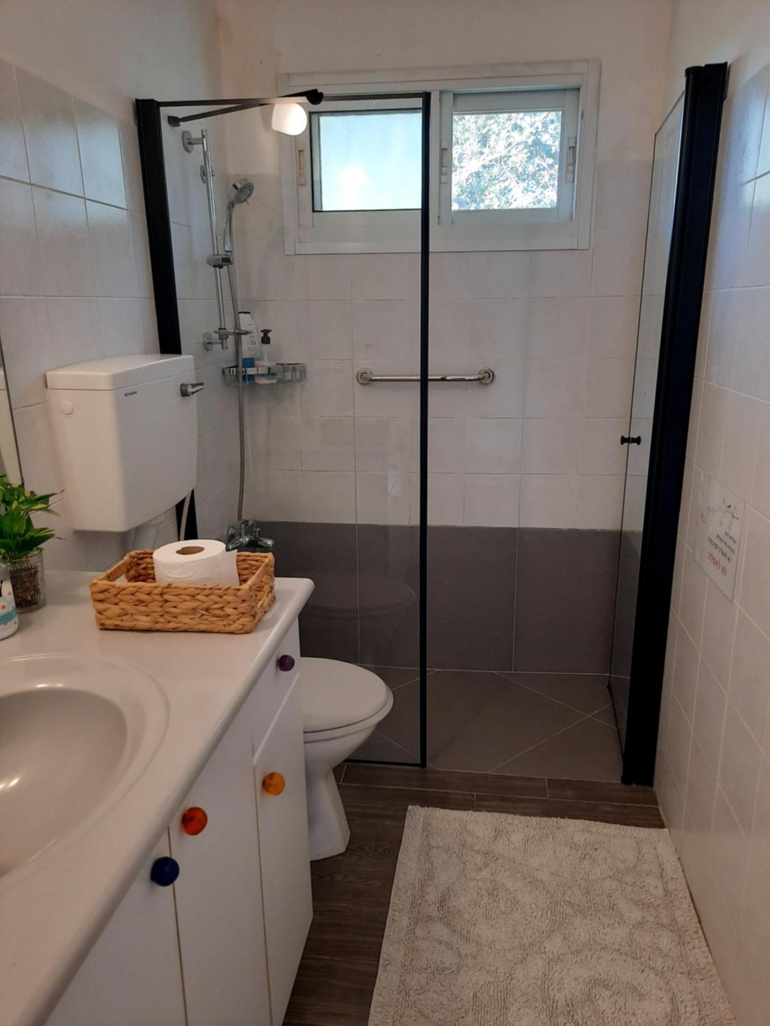 Amikam Meshek 81 משק 81 עמיקם Quarto foto