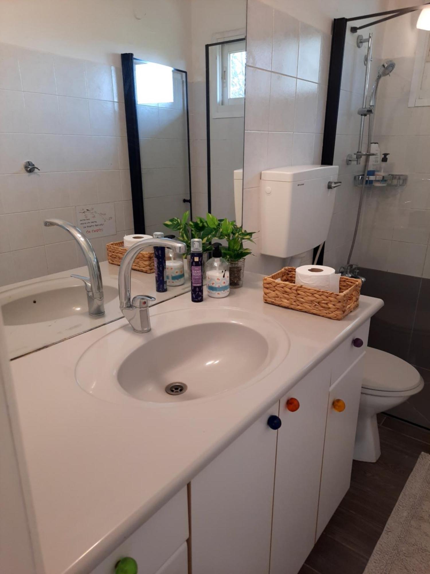 Amikam Meshek 81 משק 81 עמיקם Quarto foto